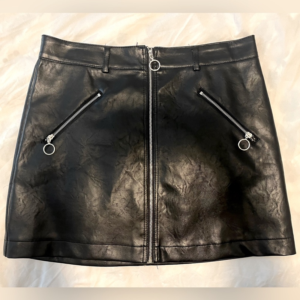 Zip Up Faux Leather Skirt